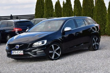 Volvo V60 I Kombi Facelifting 2.0 D4 DRIVE-E 190KM 2018 Volvo V60 2,0D4 190Km R-Design Alcantara Led Navi, zdjęcie 17