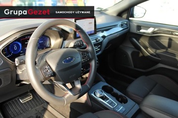 Ford Focus IV Hatchback 1.5 EcoBoost 150KM 2021 Ford Focus Ford Focus 1.5 Turbo I właściciel, zdjęcie 3