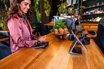 Умные часы AMAZFIT Balance, черные