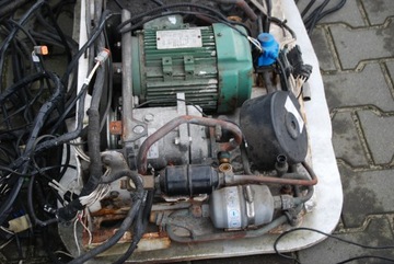 ХОЛОДИЛЬНЫЙ ГЕНЕРАТОР THERMO KING V-200 12V MASTER III 2.3