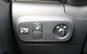 Citroen C3 III Hatchback Facelifting 1.2 PureTech 83KM 2023 Citroen C3 1.2 PureTech You 83KM Manual Gwarancja od RiA 1.2 83KM, zdjęcie 17