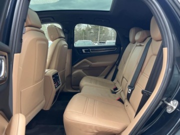 Porsche Cayenne III 2021 Porsche Cayenne 2021 PORSCHE CAYENNE COUPE S 2.9 Benzyna 434KM, zdjęcie 7