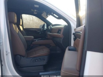 Chevrolet Suburban GMT900 2025 Chevrolet Suburban High Country 2025 3.0 Diesel 305KM, zdjęcie 10