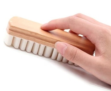 SZCZOTKA GUMOWA DO CZYSZCZENIA ZAMSZU I NUBUKU PROFESJONALNA SKUTECZNA