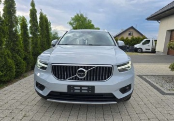 Volvo XC40 Crossover Plug-In Facelifting 1.5 T4 211KM 2022 Volvo XC 40 Volvo XC 40 T4 Recharge DKG Essential 1.5 Hybryda Plug-in 211KM, zdjęcie 1