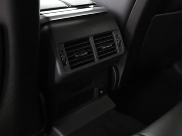 Land Rover Range Rover Velar SUV 2.0 Si4 250KM 2019 Land Rover Range Rover VELAR FV23% 4x4 R-Dynamic, zdjęcie 38