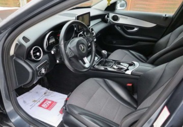 Mercedes Klasa C W205 Limuzyna 200 BlueTEC 136KM 2015 Mercedes-Benz Klasa C Mercedes-Benz Klasa C 200 (BlueTEC) d Avantgarde 1.6, zdjęcie 11
