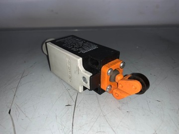 Siemens 3SE3 200-1E Limit Switch
