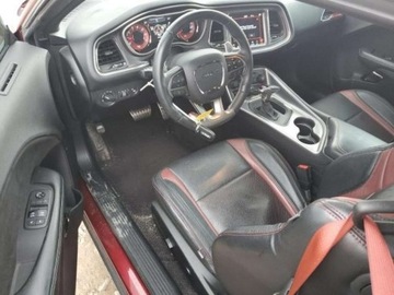 Dodge Challenger III 2018 Dodge Challenger 2018, 6.2L, SRT HELLCAT, porysowany lakier 6.2 Benzyna, zdjęcie 6