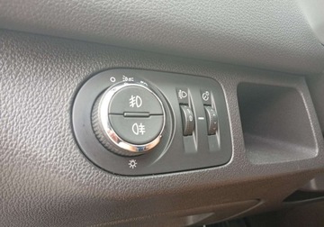 Opel Meriva II Mikrovan 1.4 Turbo ECOTEC 120KM 2011 Opel Meriva Zarejestrowany - ubezpieczony - 1,4 - 120 KM 1.4 Benzyna 120KM, zdjęcie 31