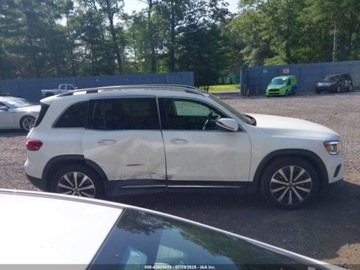 Mercedes GLB 2023 Mercedes-Benz GLB 2023r., 4x4, 2.0L 2.0 Benzyna 221KM, zdjęcie 4