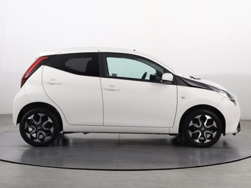 Toyota Aygo II Hatchback 3d Facelifting 1.0 VVT-i 72KM 2019 Toyota Aygo 1.0 VVT-i, Salon Polska, Serwis ASO, zdjęcie 5