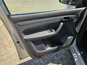 Volkswagen Caddy III Kombi Facelifting 1.6 TDI 75KM 2015 Volkswagen Caddy 1,6 diesel, zdjęcie 10