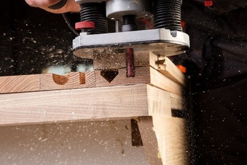 Фреза прямая с нижним подшипником, длинная, хвостовик 8 мм.