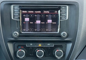 Volkswagen Jetta VI Sedan Facelifting 2.0 TDI 110KM 2016 Volkswagen Jetta Salon Polska ,Czujniki parkowania, FV-VAT 23 2.0 Diesel, zdjęcie 8