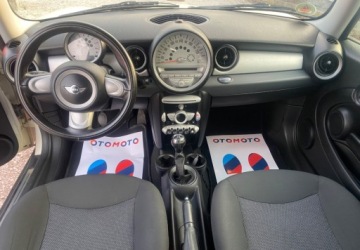 Mini One II Hatchback 1.4 95KM 2009 MINI ONE Gwarancja Oplacony Bezwypadkowy 1.4 Benzyna 95KM, zdjęcie 5