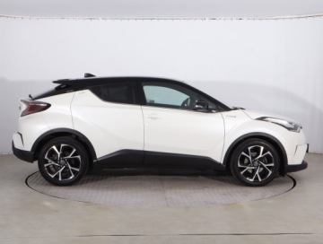Toyota C-HR I Crossover 1.8 Hybrid 122KM 2018 Toyota C-HR 1.8 Hybrid, Salon Polska, Serwis ASO, zdjęcie 5