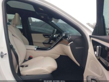 Mercedes Klasa C W206 2023 Mercedes-Benz Klasa C 300 Sedan 2023 2.0 Benzyna 255KM, zdjęcie 9