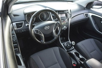 Hyundai i30 II Hatchback 5d 1.4 MPI 100KM 2012 Hyundai i30 1.4 MPI Benzyna gwarancja przebiegu, zdjęcie 15
