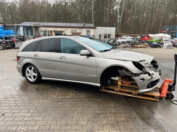 - MERCEDES R TŘÍDA NA DÍLY W251 2008 R. NÁPRAVA PŘEDNÍ