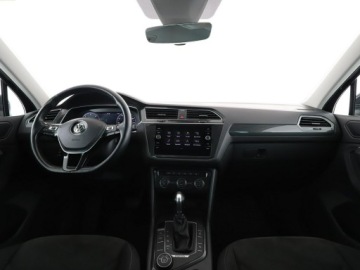 Volkswagen Tiguan II SUV 2.0 TDI 150KM 2018 Volkswagen Tiguan 2.0 TDI Automat 4Motion Highline, zdjęcie 14