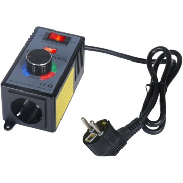 Регулятор скорости двигателя 230 В в корпусе с розеткой 2400 Вт