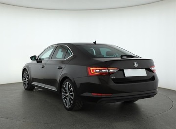 Skoda Superb III Liftback 2.0 TDI 190KM 2017 Skoda Superb 2.0 TDI, Salon Polska, 187 KM, zdjęcie 3