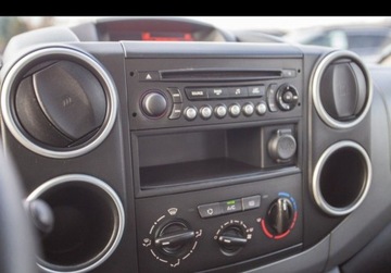 Peugeot Partner II Tepee Facelifting 2015 1.6 BlueHDi 100KM 2018 Peugeot Partner 1.6 BlueHDi Outdoor SalonPL FVat Dobrze Wyposazony 1.6, zdjęcie 17