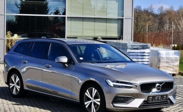 Volvo V60 II  2020 Volvo V60 Volvo V60 B3 B Geartronic Momentum 2.0 Benzyna 163KM, zdjęcie 1
