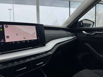 Skoda Octavia III Kombi Facelifting 2.0 TDI 150KM 2020 Skoda Octavia Style HUD Kamera cofania ACC LED Podgrzewane fotele, zdjęcie 27