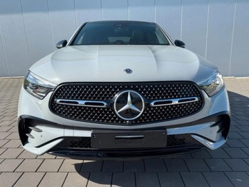 Mercedes GLC C254/X254 2025 GLC Coupe 300 e 4-Matic AMG Line 2.0 (360KM) 2025, zdjęcie 2