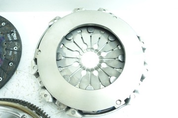 СЦЕПЛЕНИЕ + ДВУМАССОВОЕ КОЛЕСО VW 2.0 TDI 02M141671 VALEO 837405 03G141015