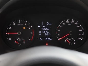 Kia Stonic Crossover Facelifting 1.0 T-GDI 100KM 2021 Kia Stonic 1.0 T-GDI, Salon Polska, 1. Właściciel, zdjęcie 10