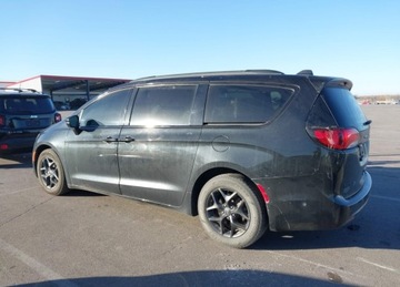 Chrysler Pacifica II 3.6 V6 291KM 2020 Chrysler Pacifica 2020r., Limited, 3.6L, od ubezpieczalni 3.6 Benzyna 291KM, zdjęcie 3
