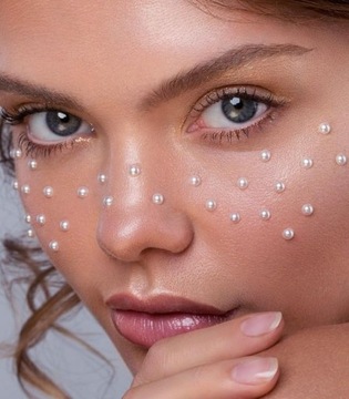 НАБОР САМОКЛЕЯЩИХСЯ НАКЛЕЙКИ ДЛЯ ЛИЦА «ЖЕМЧУГ» 900 шт. 4 мм