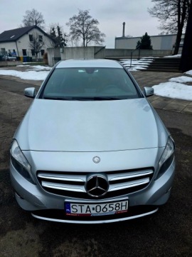 Mercedes Klasa A W176 Hatchback 5d 1.6 180 BlueEFFICIENCY 122KM 2014 Mercedes A180 Aklasa bdb stan, zdjęcie 5