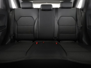 Mercedes Klasa B W246 Sports Tourer Facelifting 1.5 180 d 109KM 2017 Mercedes B 180 automat full LED navi klima, zdjęcie 17