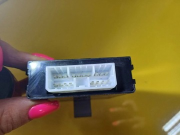 MODUL ŘÍZENÍ CENTRÁLNÍHO ZÁMKU SUZUKI LIANA 37190-54G10 NR1410