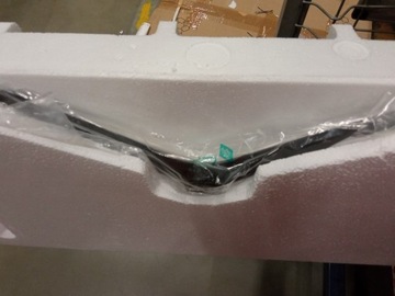 Телевизор THOMSON 65UG6400 - повреждения