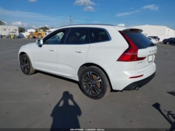 Volvo XC60 II Crossover T5 250KM 2020 Volvo XC 60 t5 momentum, 2020r., 2.0L 2.0 Benzyna 250KM, zdjęcie 3