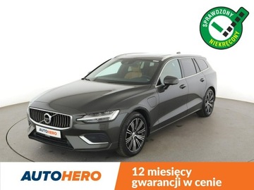 Volvo V60 II  Kombi 2.0 T8 Twin Engine 390KM 2019 Volvo V60 GRATIS! Pakiet Serwisowy o wartości