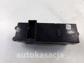 ОКОННЫЙ ПЕРЕКЛЮЧАТЕЛЬ PRIMERA P12 ПЕРЕДНИЙ ЛЕВ 25401AV640