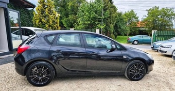 Opel Astra J Hatchback 5d 1.4 Turbo ECOTEC 120KM 2012 Opel Astra BENZYNA nawigacja 5 DRZWI PARKTRONIC okazja polecamy, zdjęcie 12