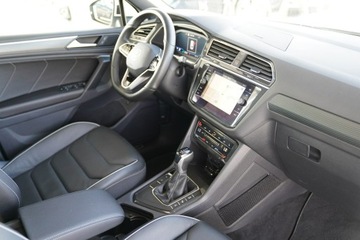 Volkswagen Tiguan II 2022 Volkswagen Tiguan R-LINE SKÓRA panorama ACC bl, zdjęcie 25