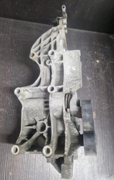 AUDI A4 B8 UCHYCENÍ DRŽÁKY ALTERNÁTORA 038903143AE