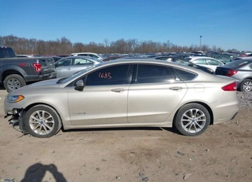 Ford Fusion 2019 Ford Fusion Hybrid SE, od ubezpieczalni 2.0 Hybryda 141KM, zdjęcie 4