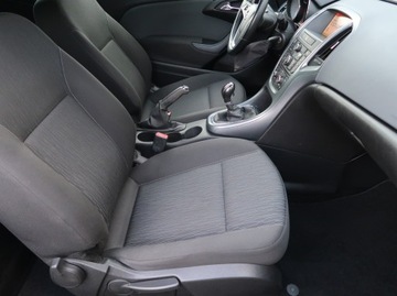 Opel Astra J GTC 1.4 Turbo ECOTEC 120KM 2015 Opel Astra 1.4 T, Navi, Klima, Tempomat, zdjęcie 8