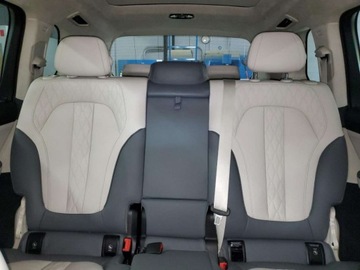 BMW X7 2024 BMW X7 M60i 2024 4.4l 4.4 Benzyna 523KM, zdjęcie 10