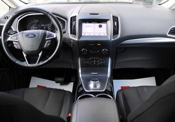Ford S-Max II Van 2.0 EcoBlue 150KM 2019 Ford S-Max 2.0 EcoBlue 150KM Titanium AT8 Pakiet Winter SerwisASO SalonPL, zdjęcie 17