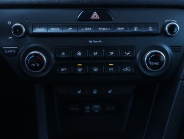 Kia Sportage IV SUV 2.0 CRDi 136KM 2017 Kia Sportage 2.0 CRDi, Serwis ASO, Skóra, Navi, zdjęcie 20